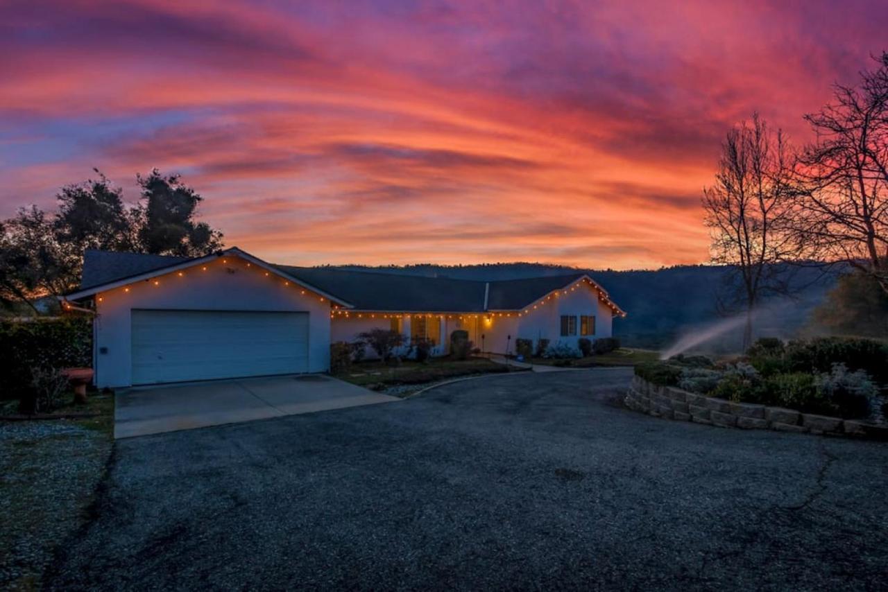 Fairy Tale 13-Acre Sunset Villa At Windy Gap Valley Near Yosemite Ahwahnee Exterior photo
